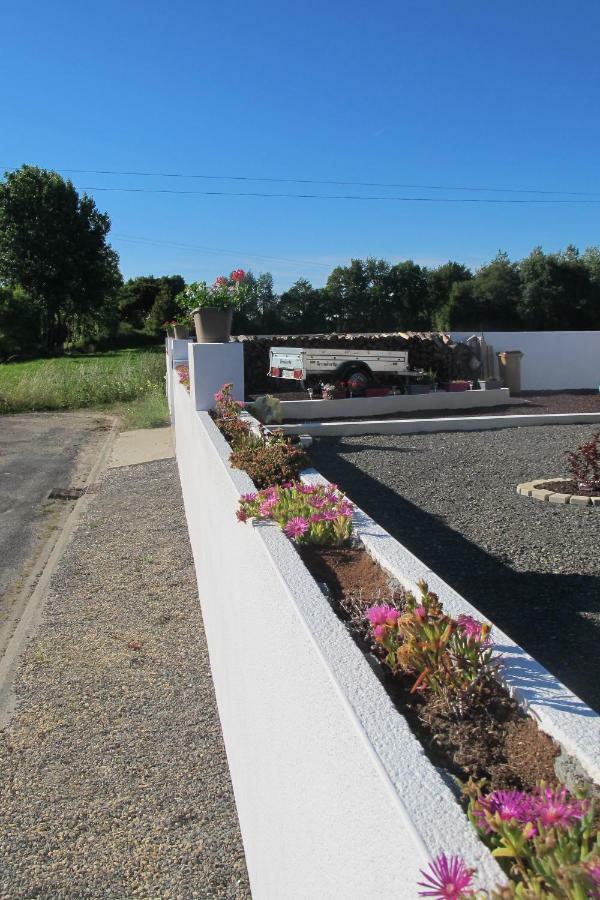 Вілла Le Contrevent Saint-Julien-des-Landes Екстер'єр фото